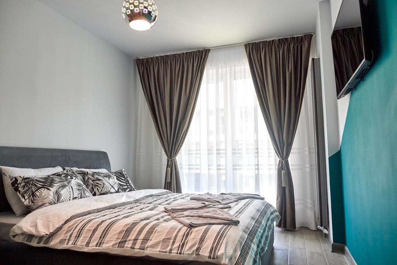 Rusty Sands Apt Spa N Pools Beach Resort Năvodari المظهر الخارجي الصورة