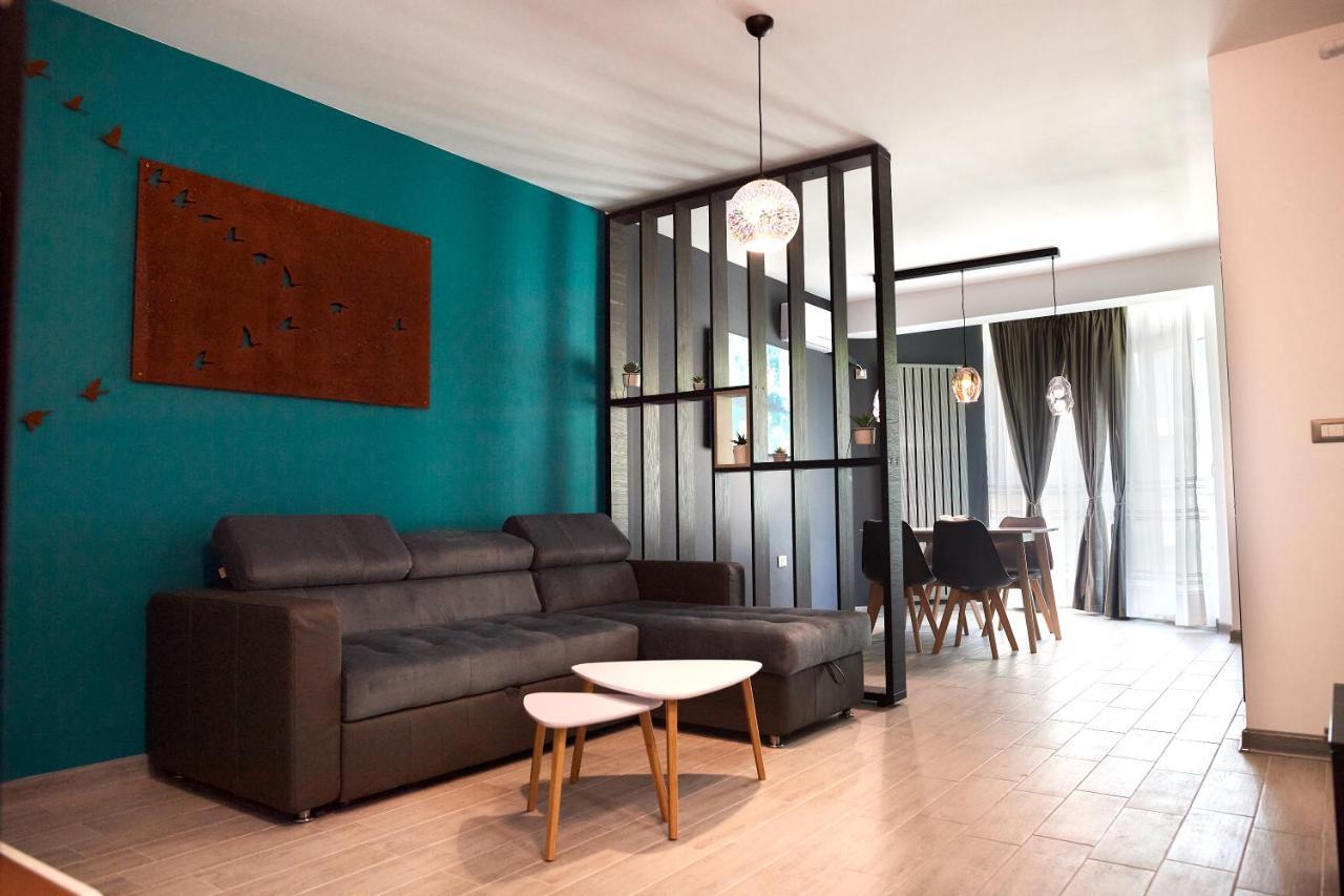 Rusty Sands Apt Spa N Pools Beach Resort Năvodari المظهر الخارجي الصورة